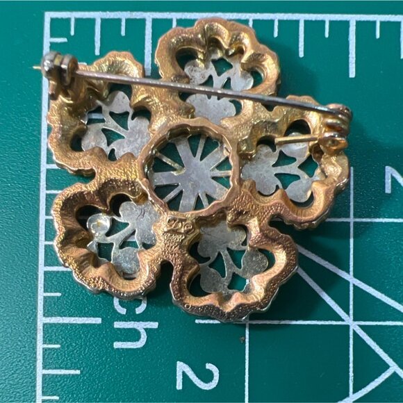 Vtg Mid-Century Filigree Snowflake Brooch Pin Silver-Tone and Brassy-Gold Marked - Picture 9 of 10